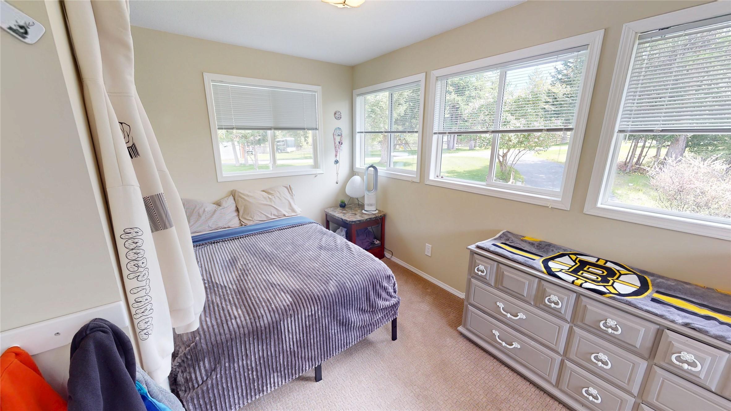 1857 Harris Road, Cranbrook, BC - Indoor Photo Showing Bedroom
