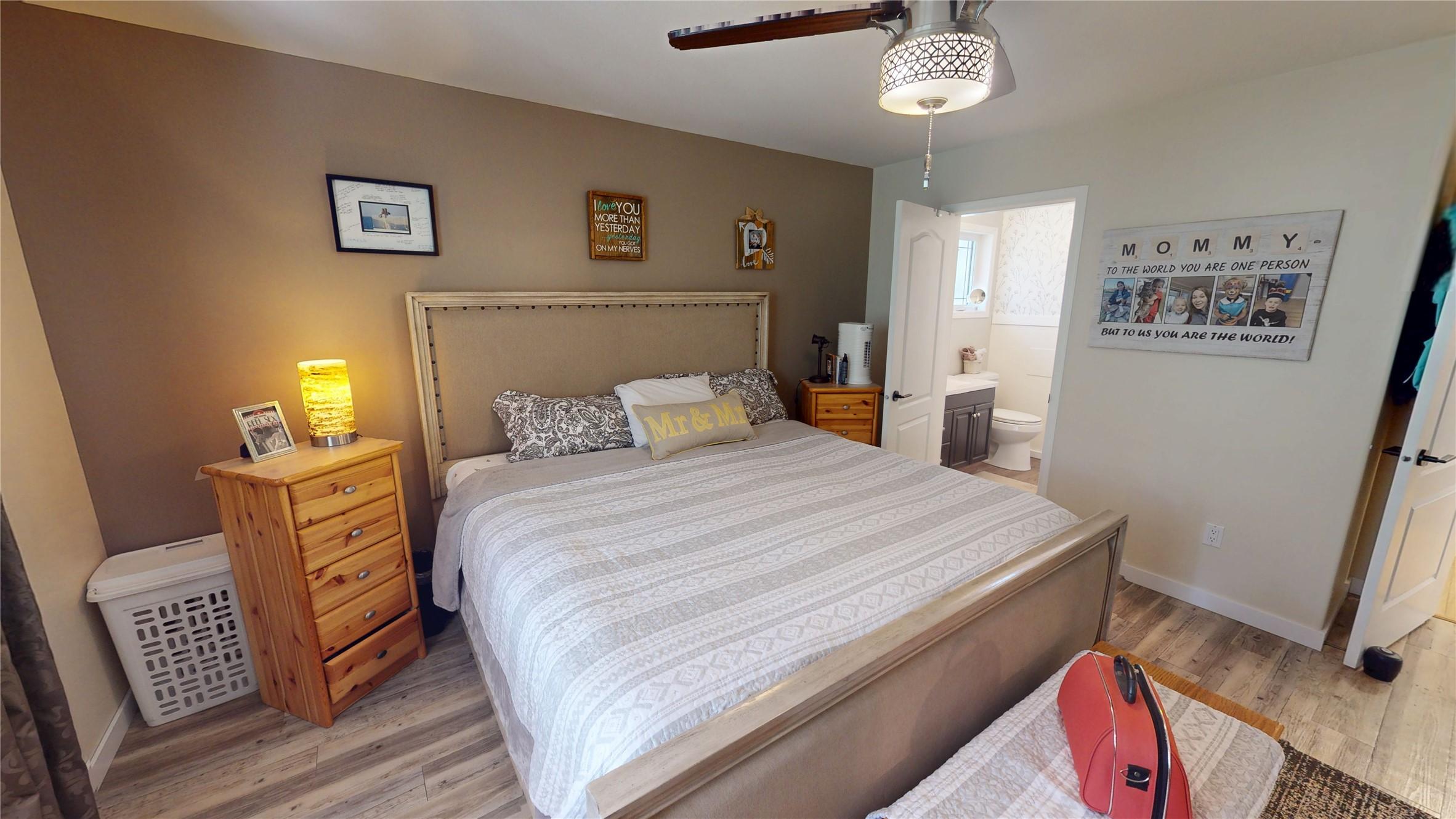 1857 Harris Road, Cranbrook, BC - Indoor Photo Showing Bedroom