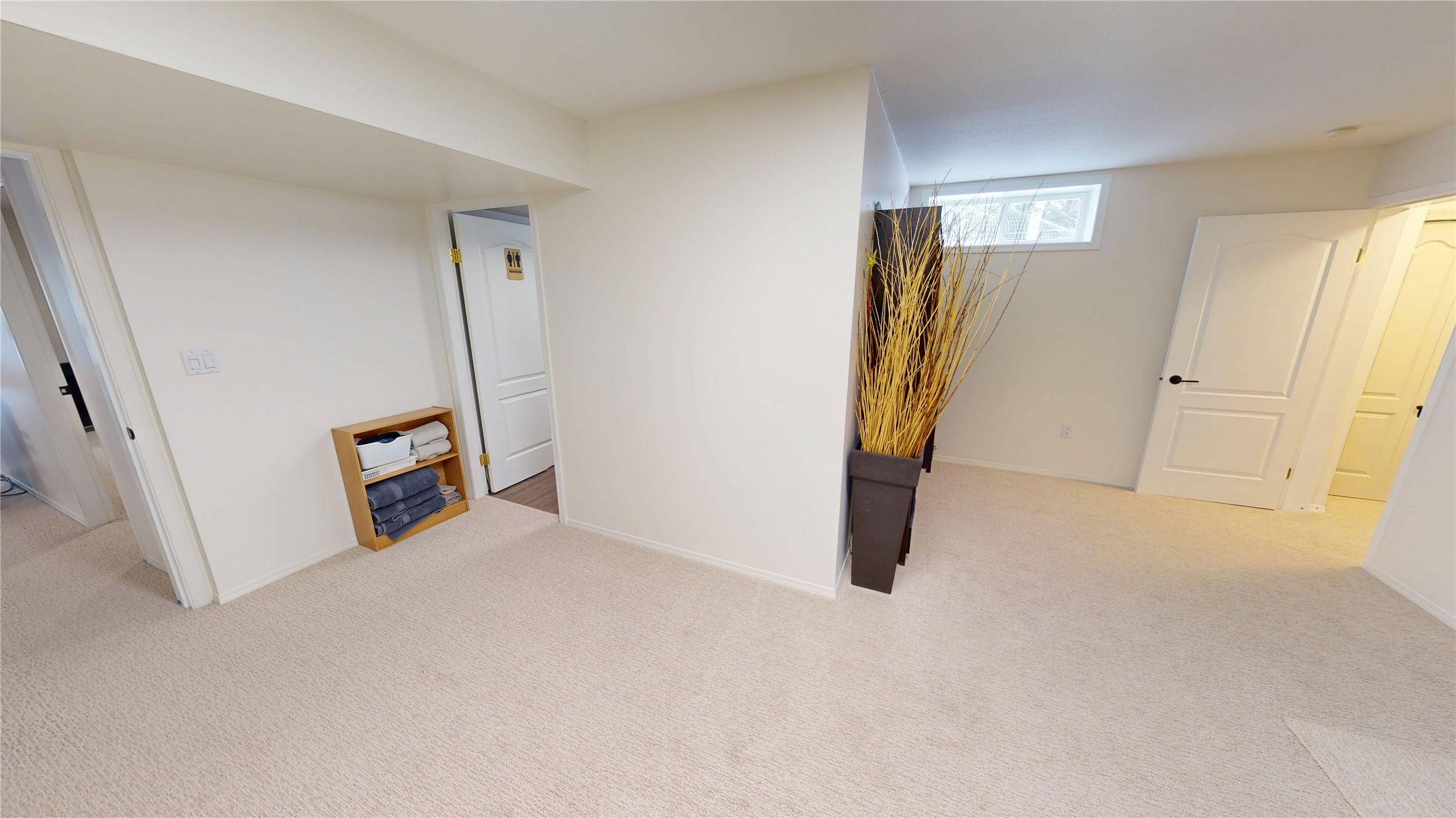 1857 Harris Road, Cranbrook, BC - Indoor