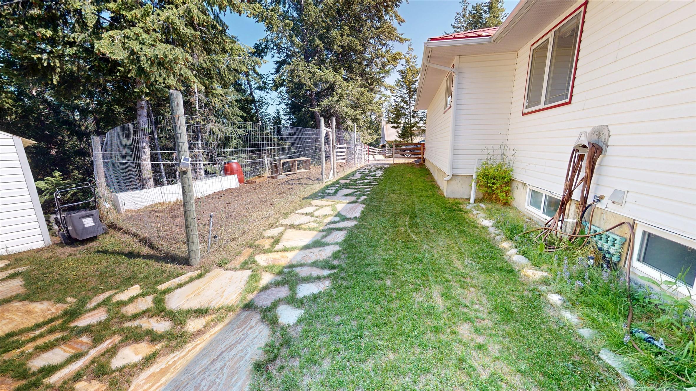 1857 Harris Road, Cranbrook, BC - Outdoor