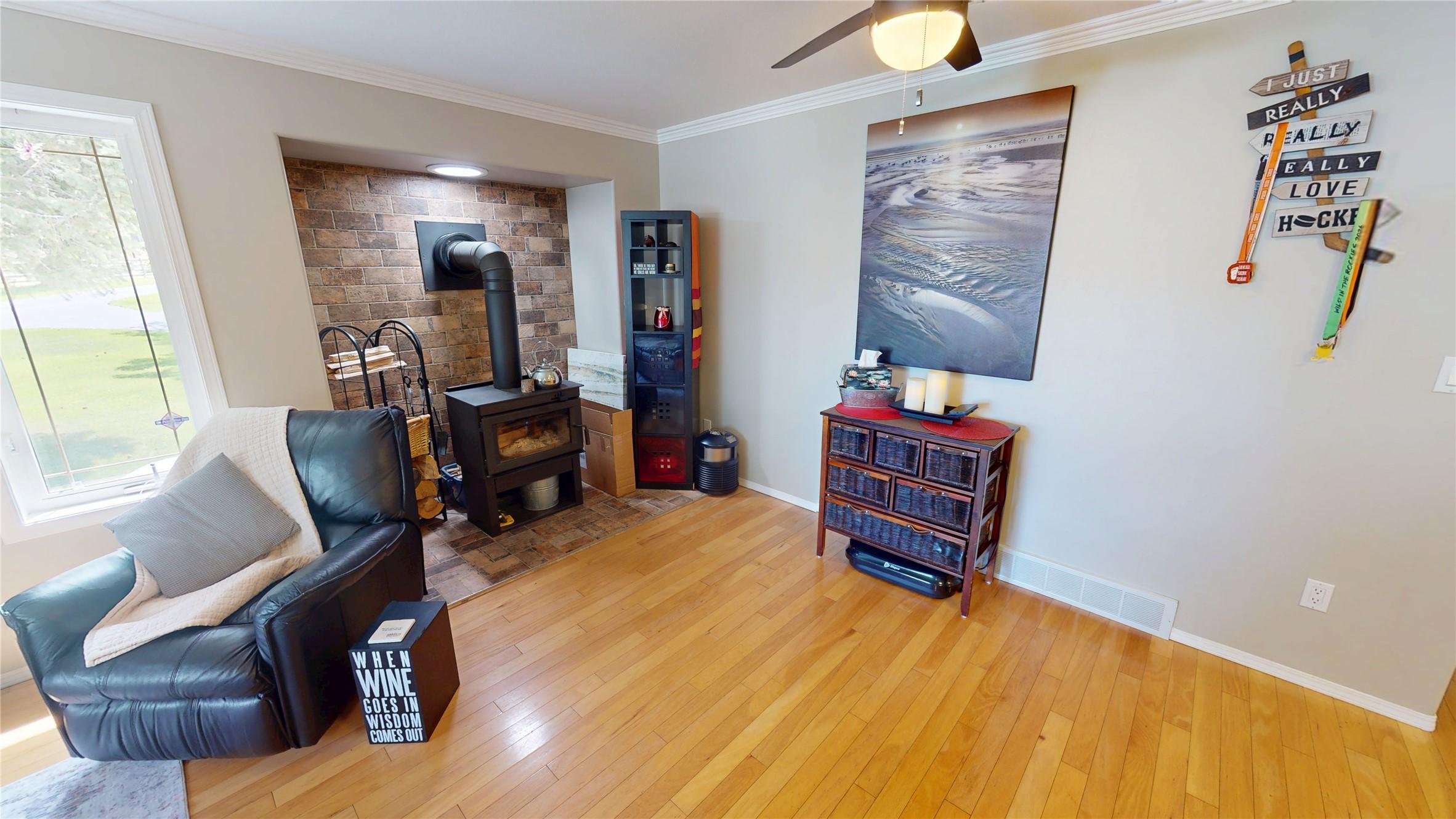 1857 Harris Road, Cranbrook, BC - Indoor Photo Showing Other Room