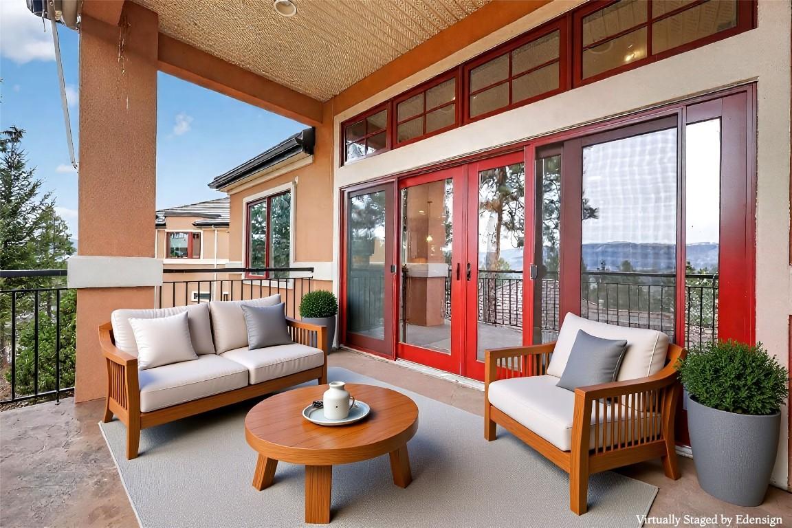 111-1910 Capistrano Drive, Kelowna, BC - With Exterior
