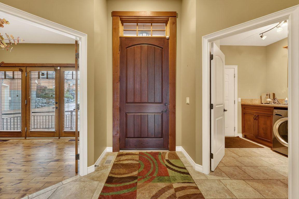 111-1910 Capistrano Drive, Kelowna, BC - Indoor Photo Showing Other Room