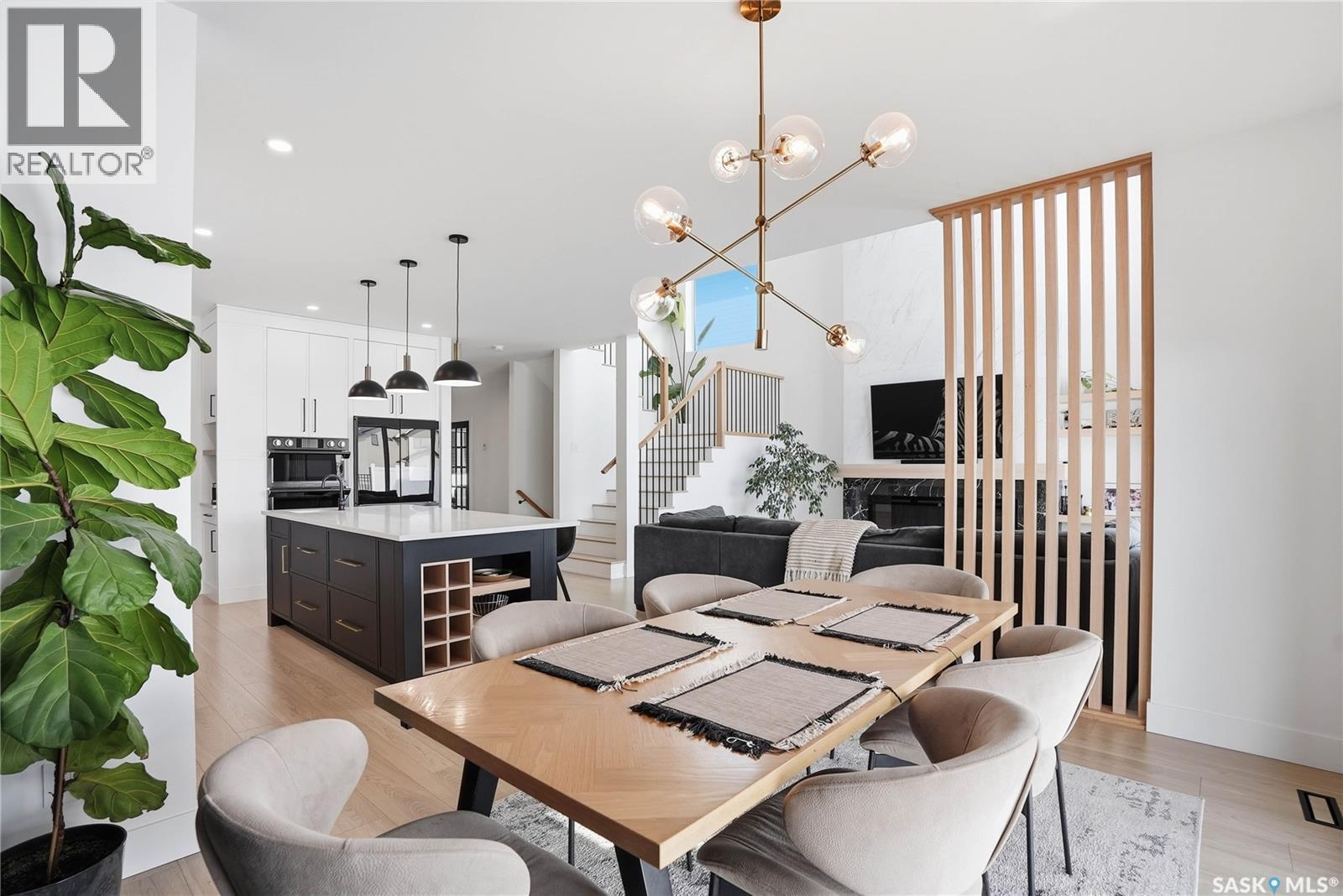 139 Woolf Bend, Saskatoon, SK - Indoor Photo Showing Dining Room