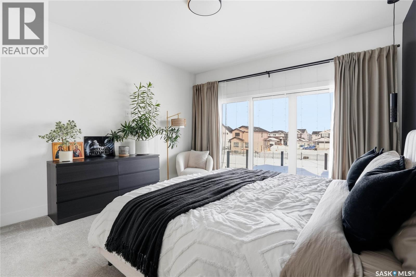 139 Woolf Bend, Saskatoon, SK - Indoor Photo Showing Bedroom