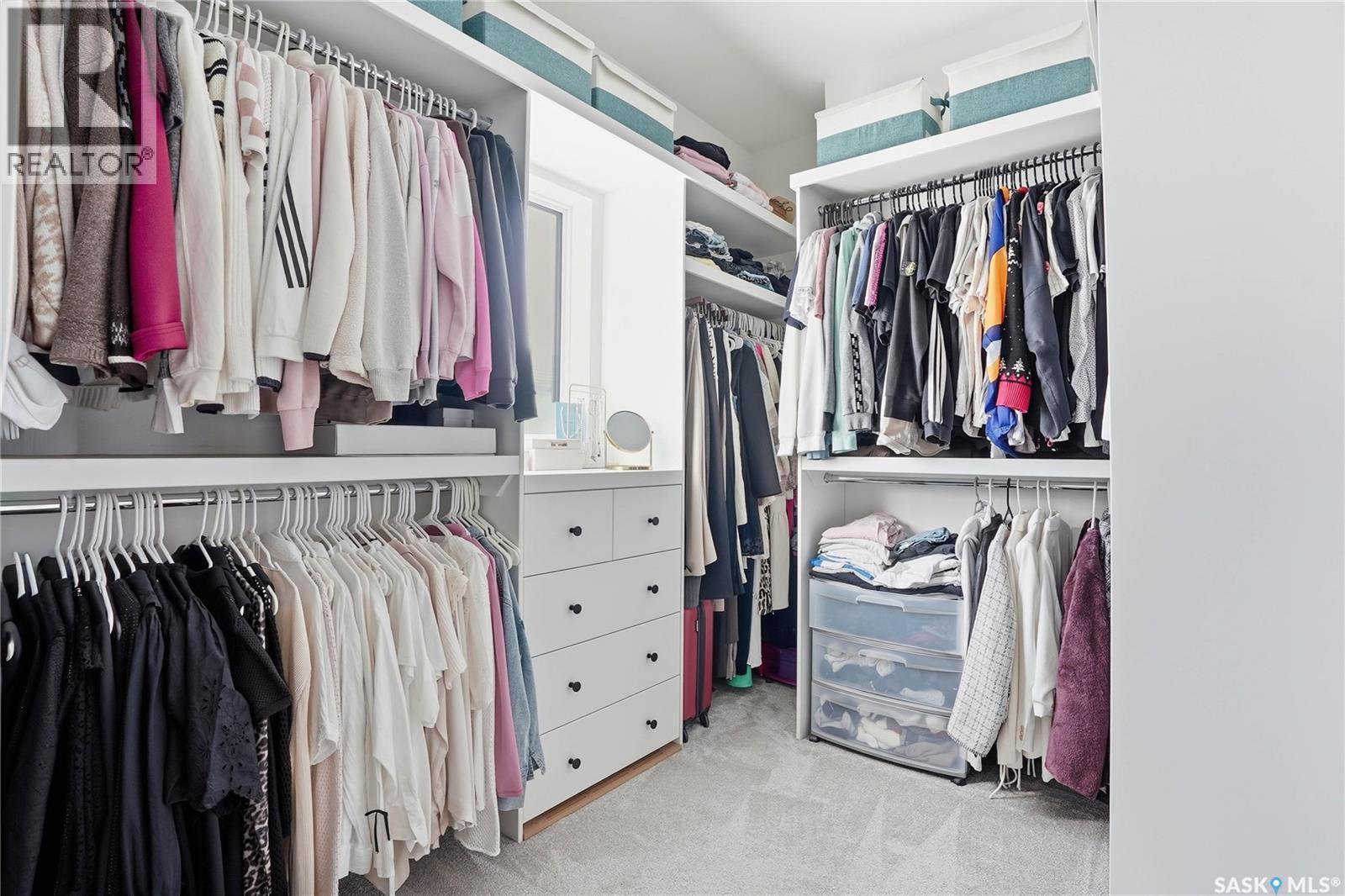 139 Woolf Bend, Saskatoon, SK - Indoor With Storage