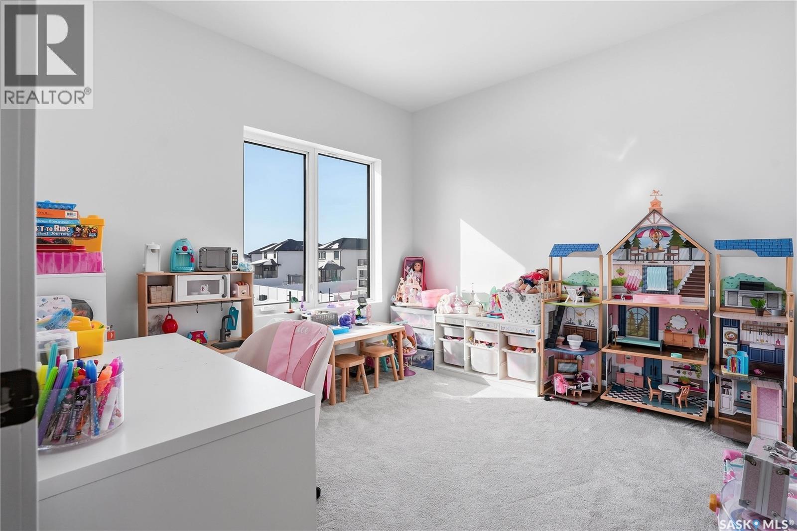 139 Woolf Bend, Saskatoon, SK - Indoor