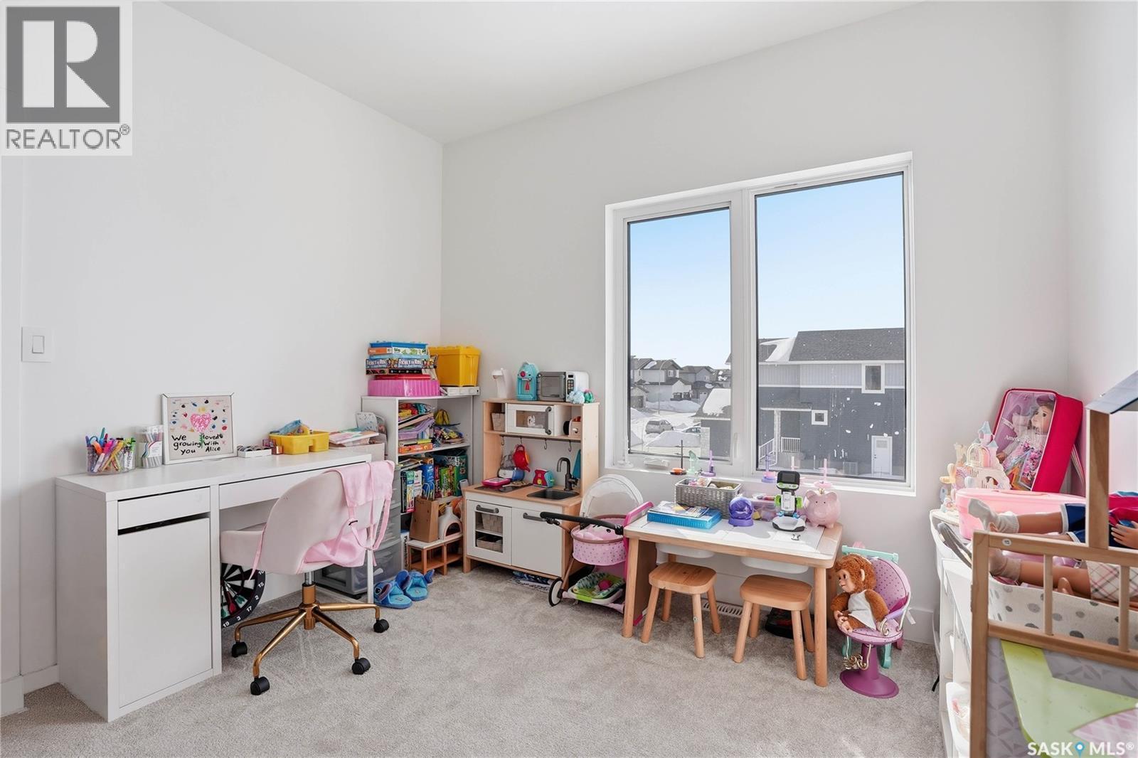 139 Woolf Bend, Saskatoon, SK - Indoor Photo Showing Office