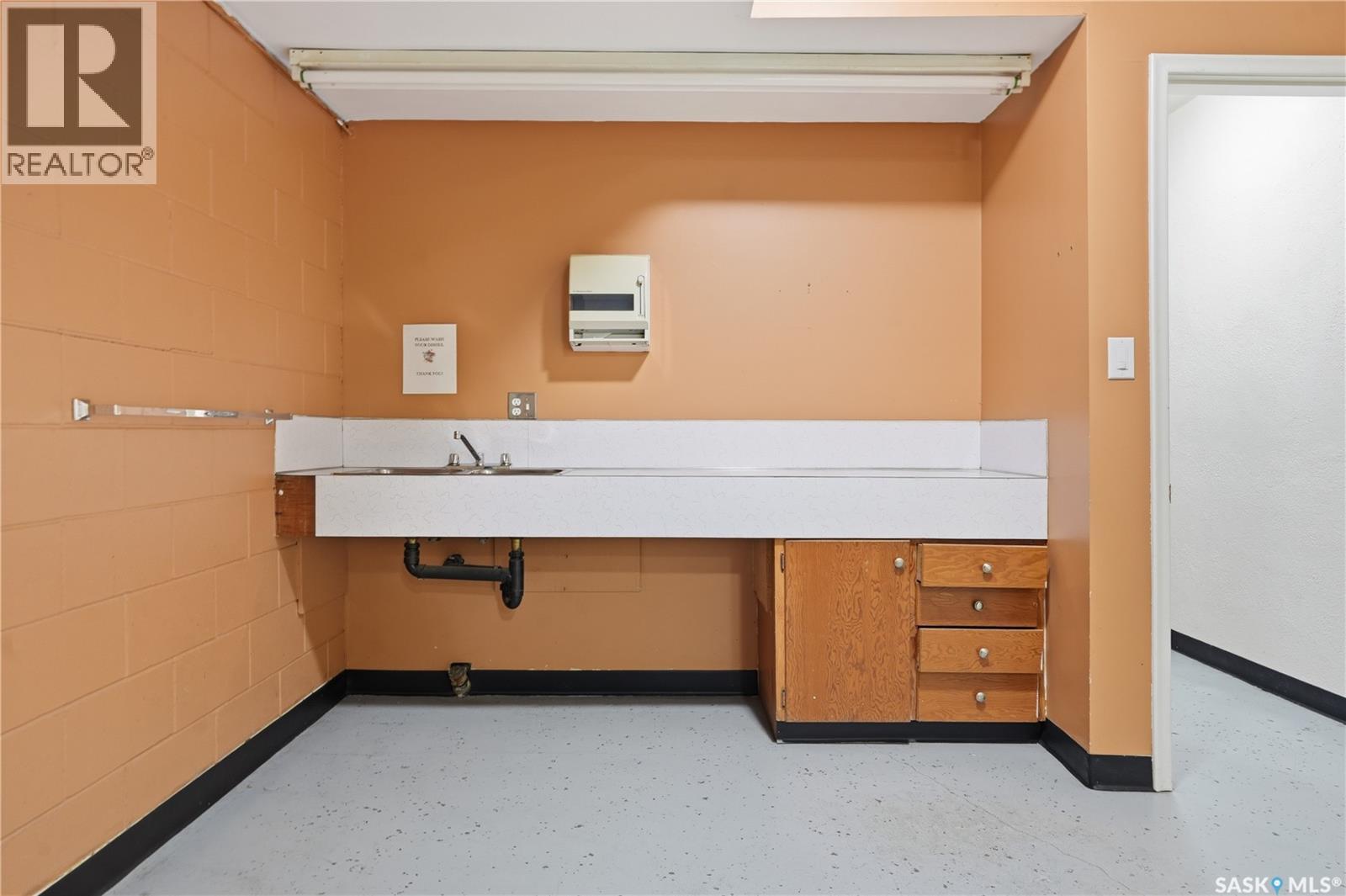 3426 Saskatchewan Drive, Regina, SK