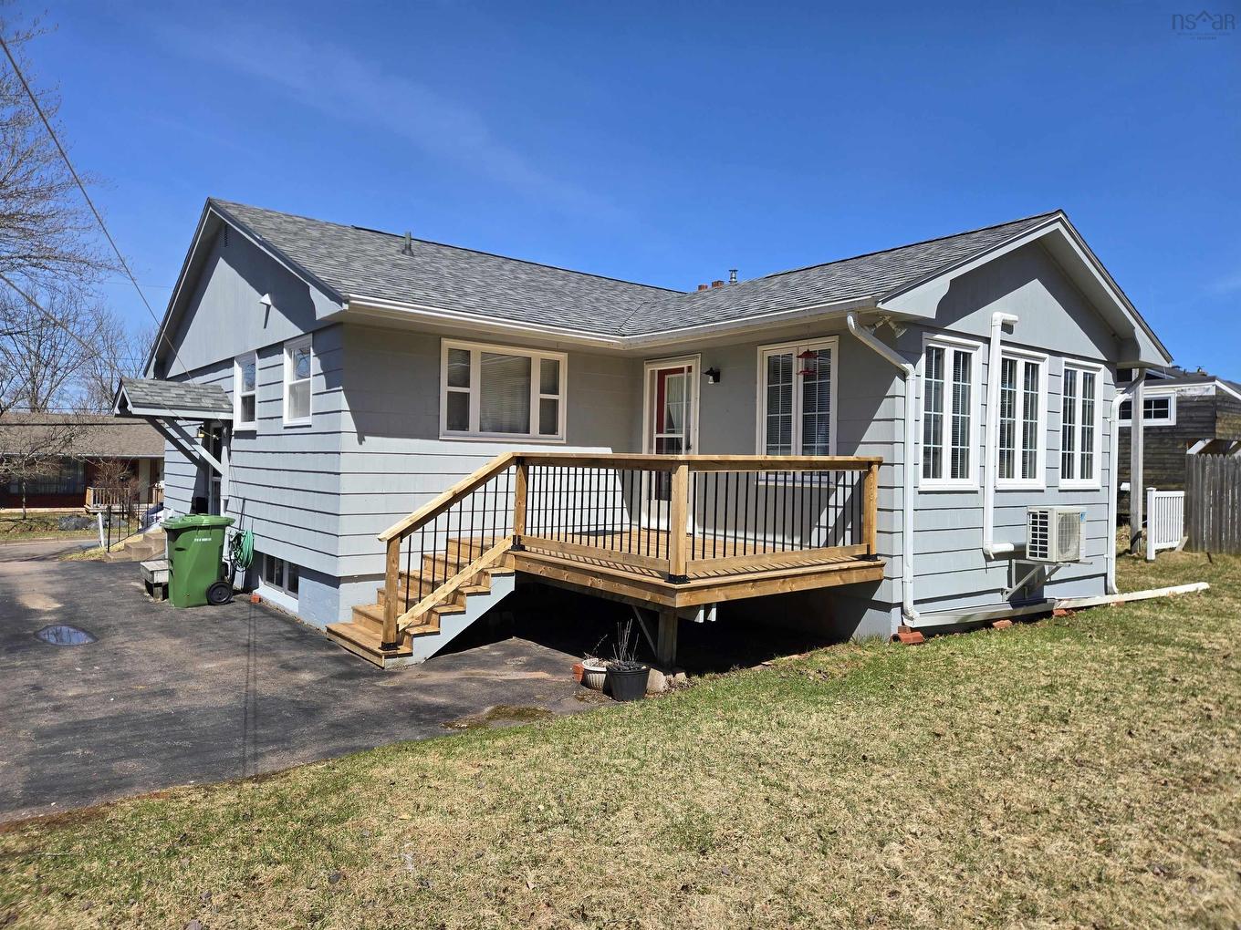 100 Higgins Street, Truro, NS