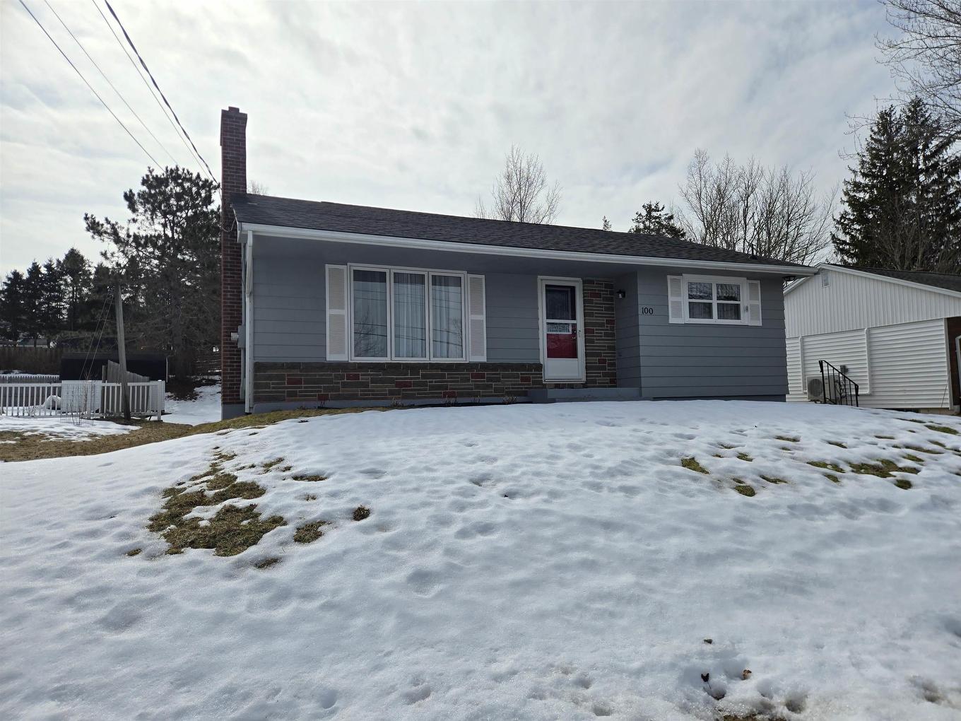 100 Higgins Street, Truro, NS