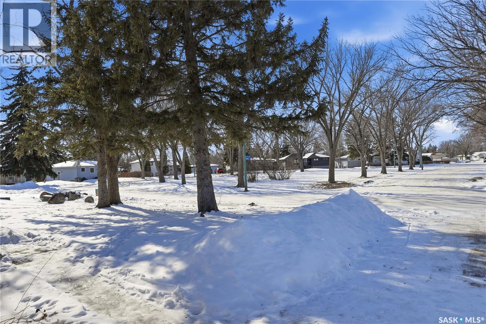3117 Inver Crescent E, Regina, SK - Outdoor With View