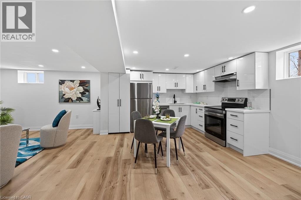 74 Victor Boulevard, Hamilton, ON - Indoor