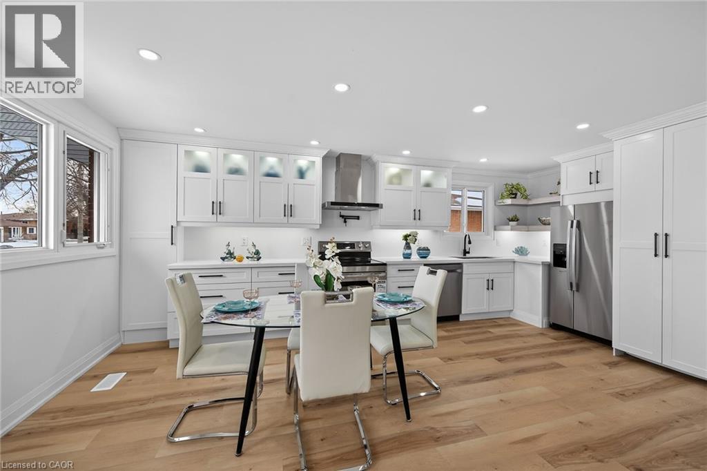 74 Victor Boulevard, Hamilton, ON - Indoor