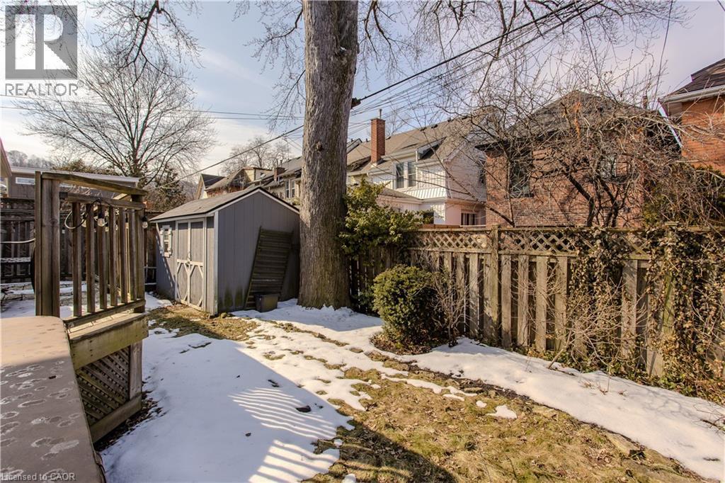 8 Mapleside Avenue, Hamilton, ON - Outdoor