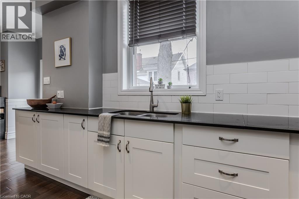 8 Mapleside Avenue, Hamilton, ON - Indoor Photo Showing Kitchen With Double Sink