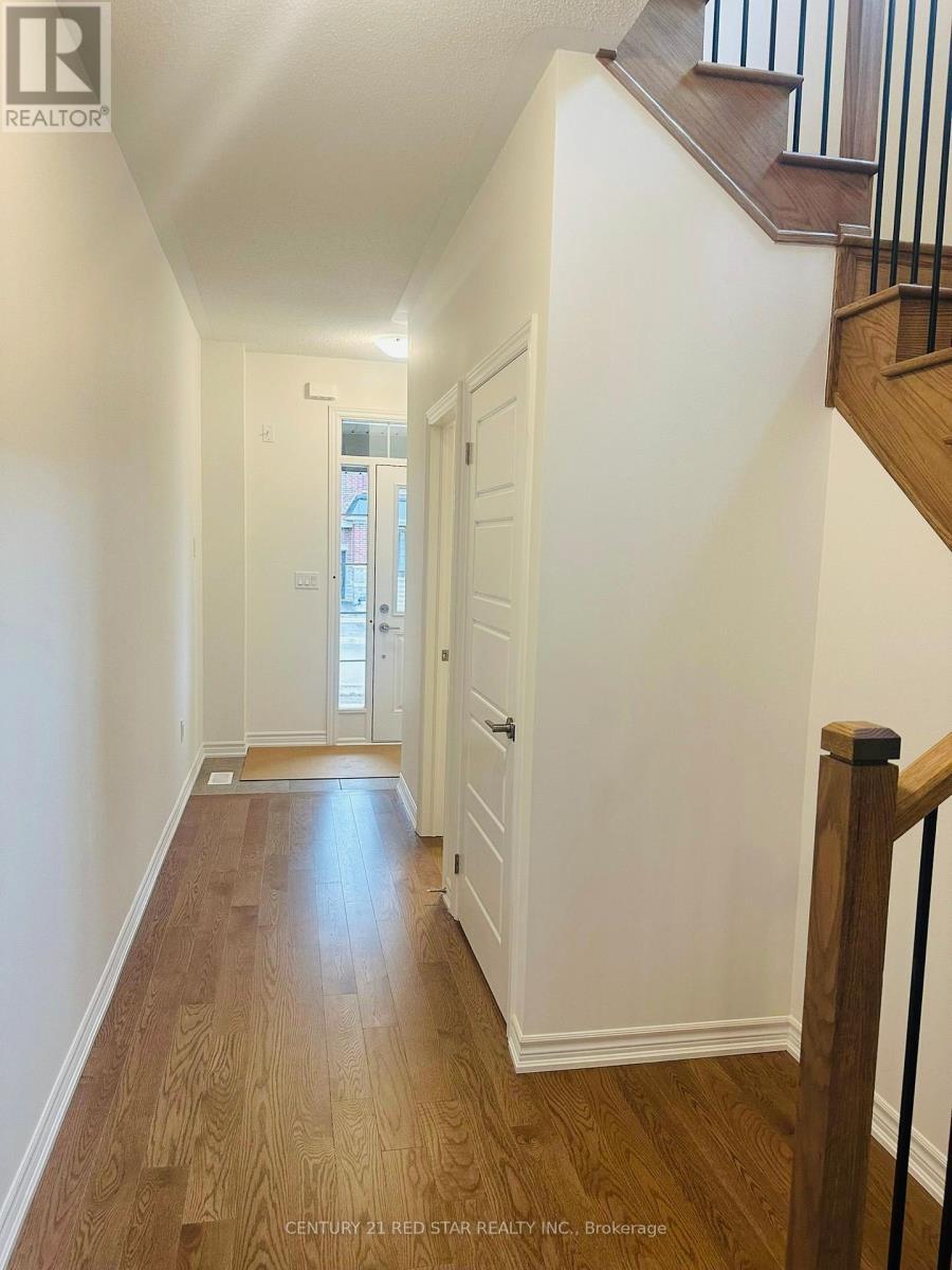 441 Bergamot Avenue, Milton, ON - Indoor Photo Showing Other Room