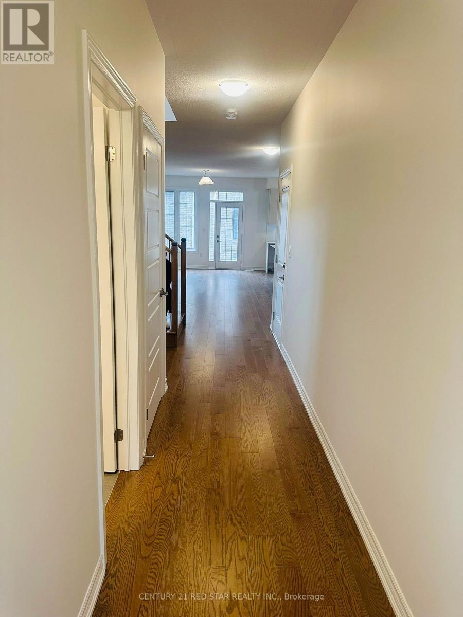 441 Bergamot Avenue, Milton, ON - Indoor Photo Showing Other Room