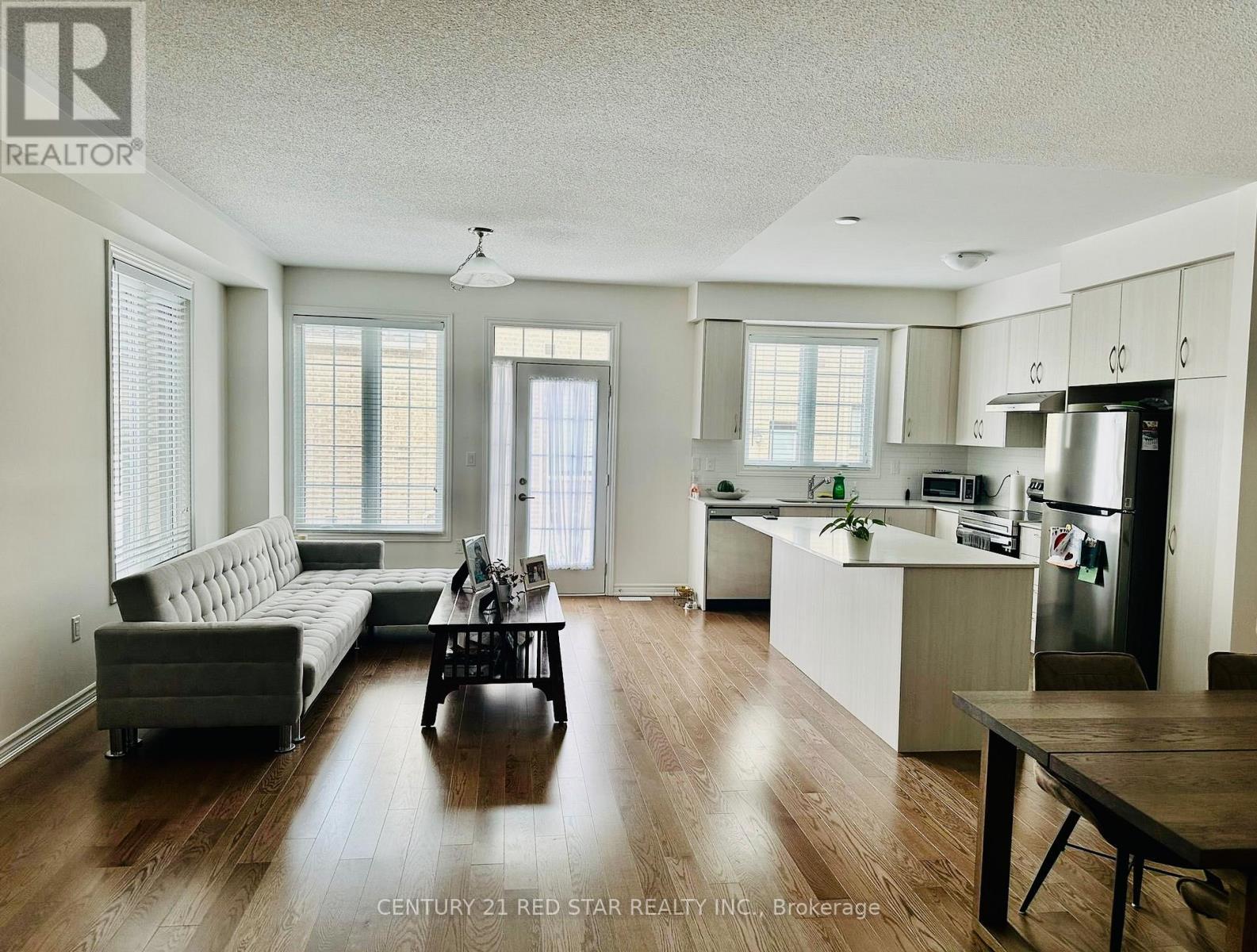 441 Bergamot Avenue, Milton, ON - Indoor