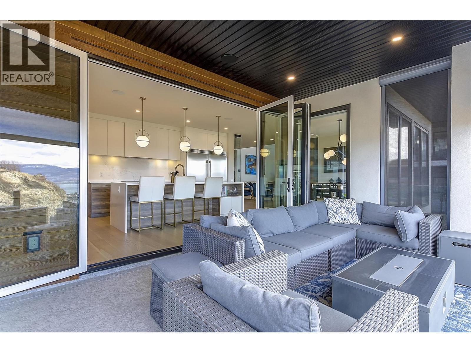 5442 Upper Mission Drive, Kelowna, BC - Outdoor With Deck Patio Veranda With Exterior