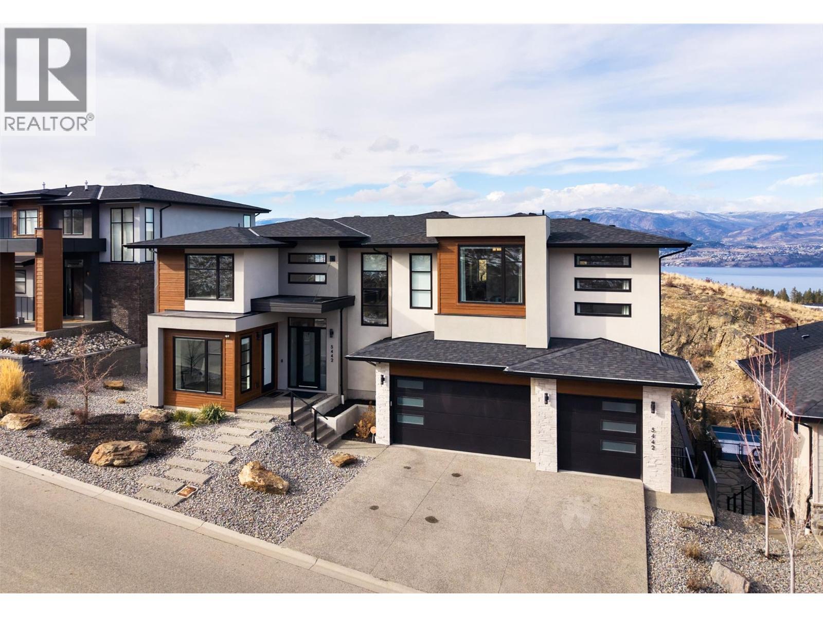 5442 Upper Mission Drive, Kelowna, BC - Outdoor With Facade