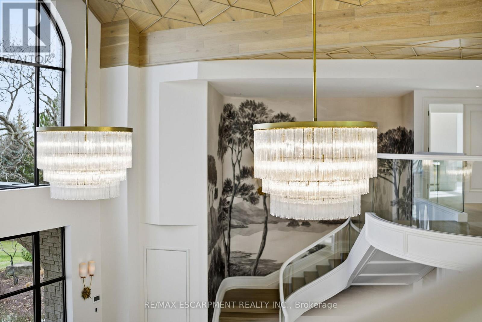 3320 Guelph Line, Burlington, ON - Indoor Photo Showing Other Room