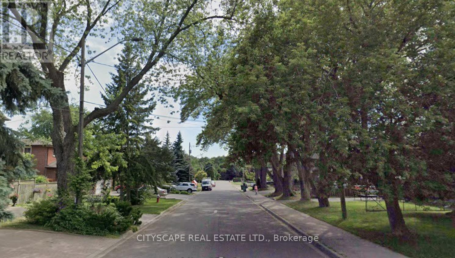 897 Eighth Street, Mississauga, ON - Outdoor With View