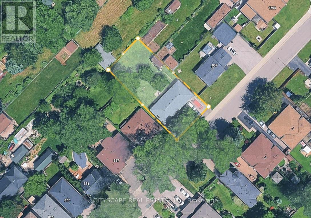 897 Eighth Street, Mississauga, ON -