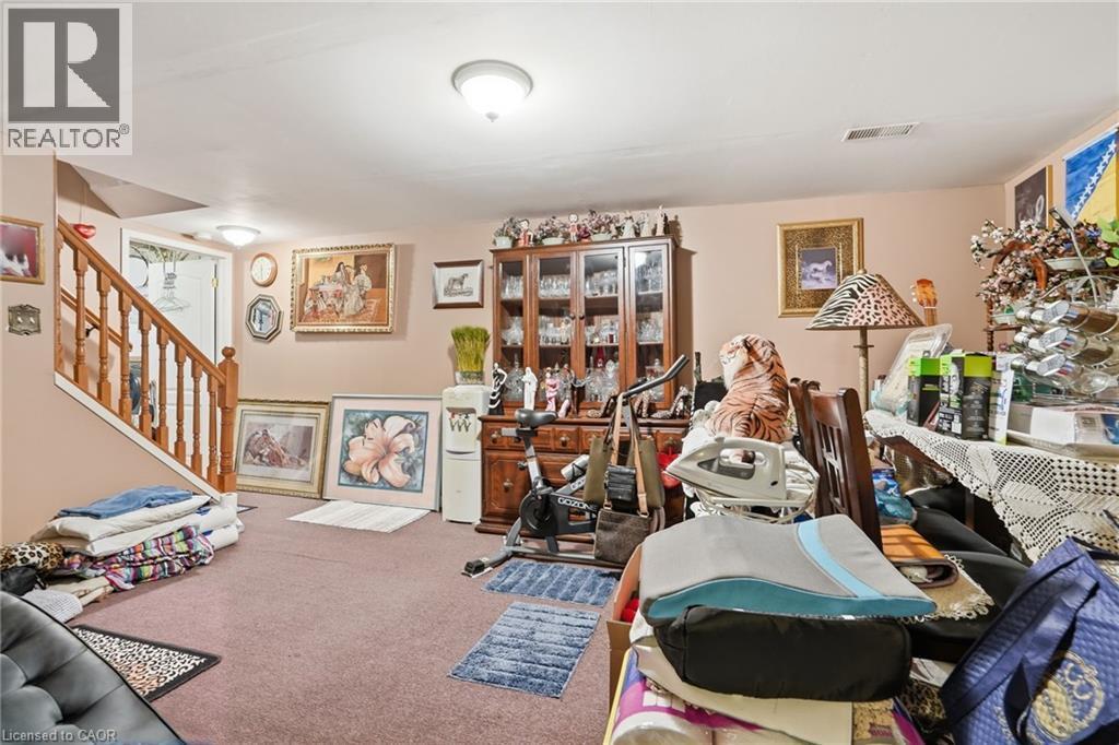 92 St. Andrews Drive, Hamilton, ON - Indoor Photo Showing Other Room