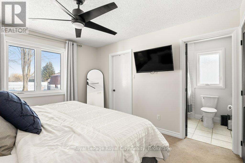 5749 Second Line E, Guelph/Eramosa, ON - Indoor Photo Showing Bedroom