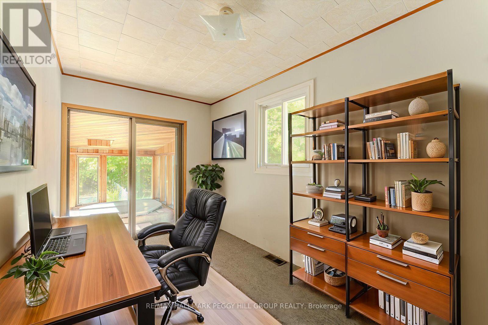 350 5 Concession W, Tiny, ON - Indoor Photo Showing Office