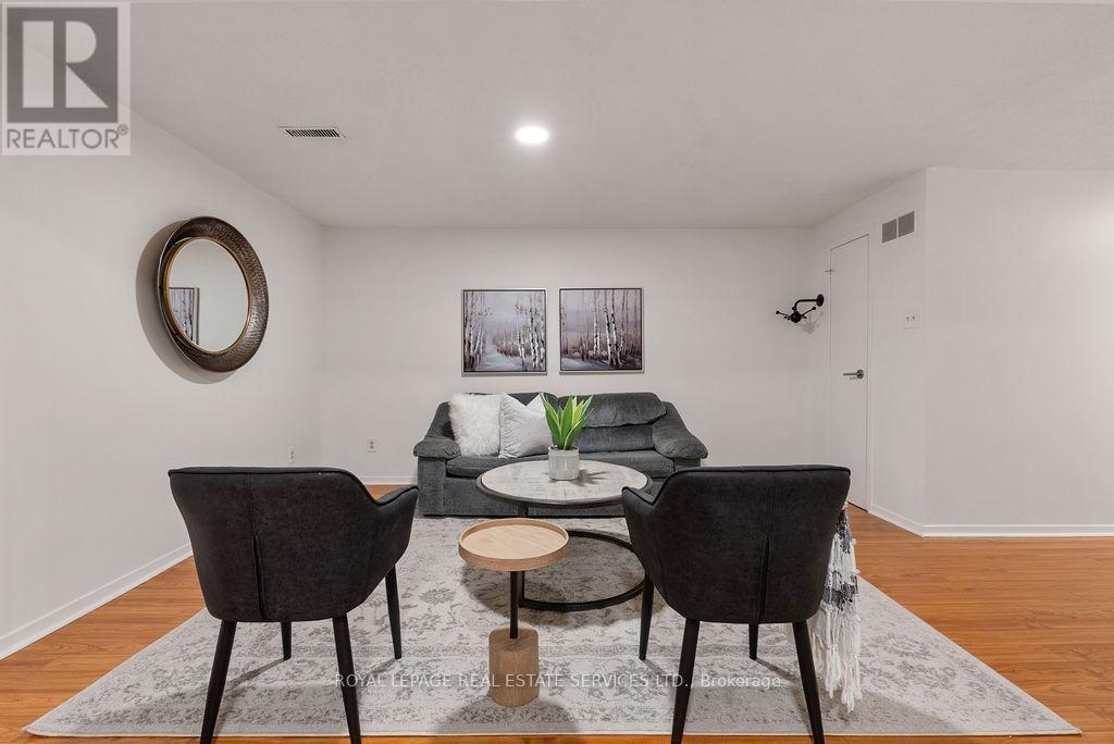 161 Riverview Street, Oakville, ON - Indoor