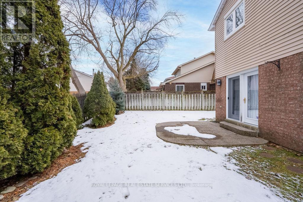 161 Riverview Street, Oakville, ON - Outdoor