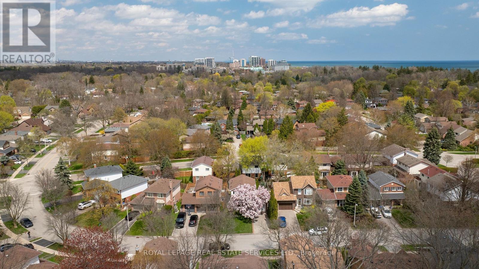 161 Riverview Street, Oakville, ON - Outdoor With View