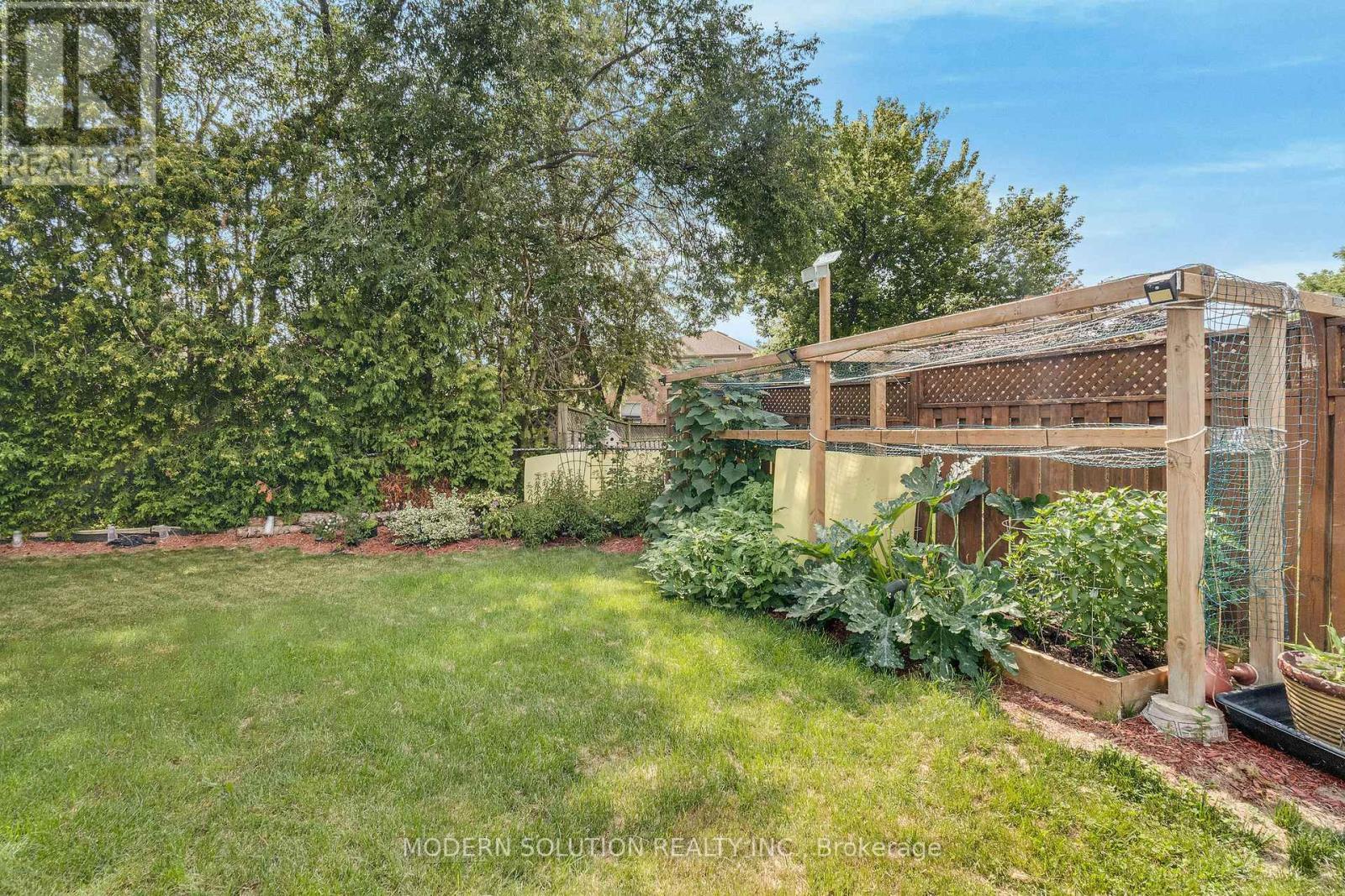 6431 Tenth Line W, Mississauga, ON - Outdoor