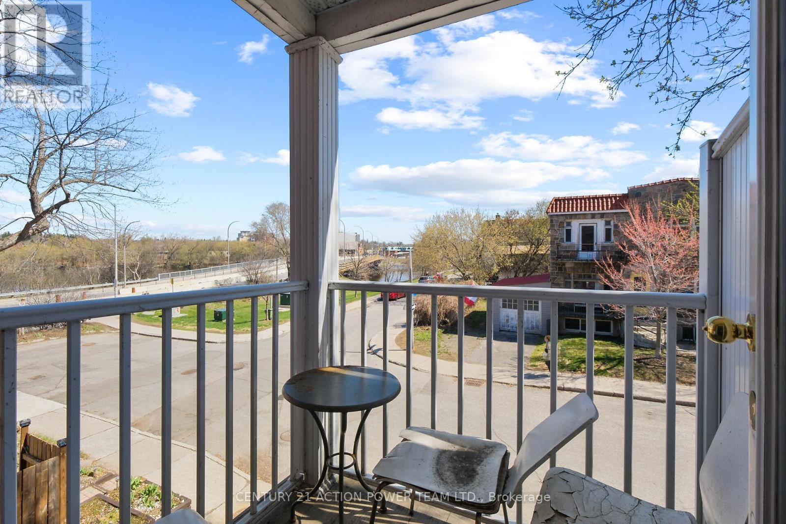 10 Lower Charlotte Street, Ottawa, ON - Outdoor With Balcony With Exterior