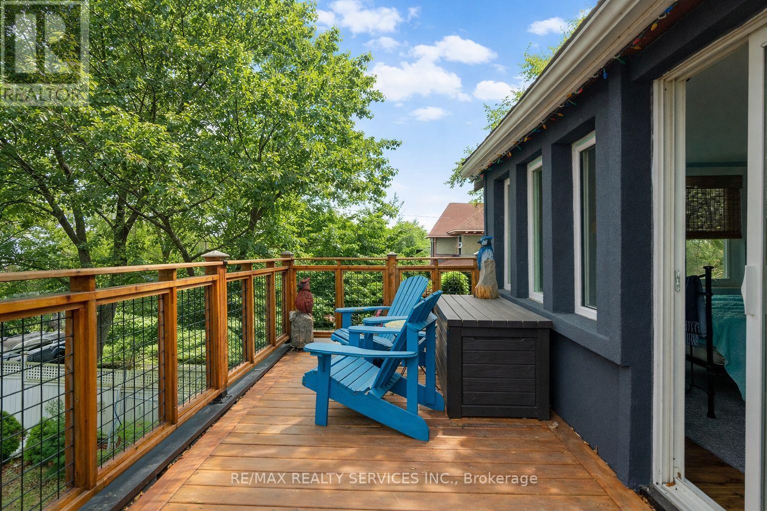 939 Beach Boulevard, Hamilton, ON - Outdoor With Exterior