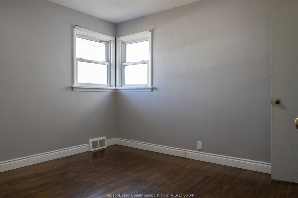 1275 Chappell, Windsor, ON