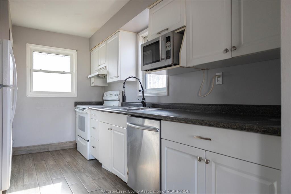 1275 Chappell, Windsor, ON