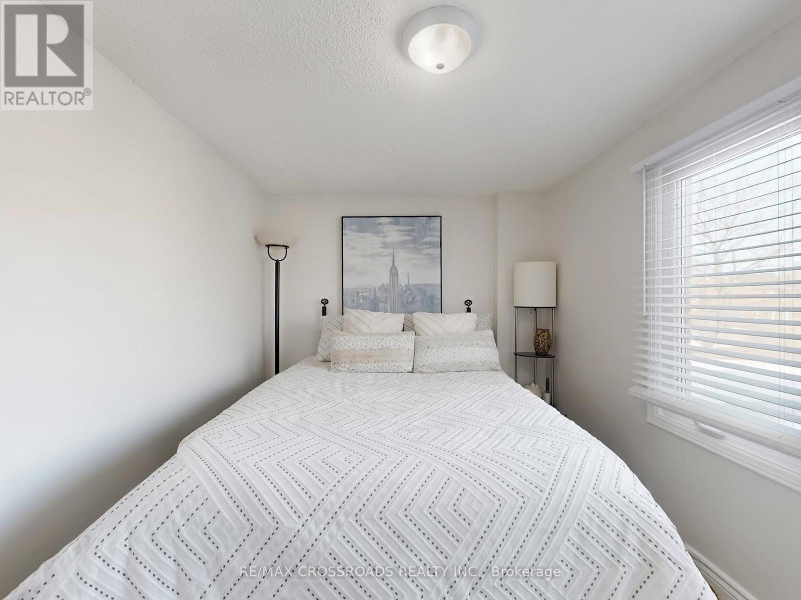 64 Sable Crescent, Whitby, ON - Indoor Photo Showing Bedroom