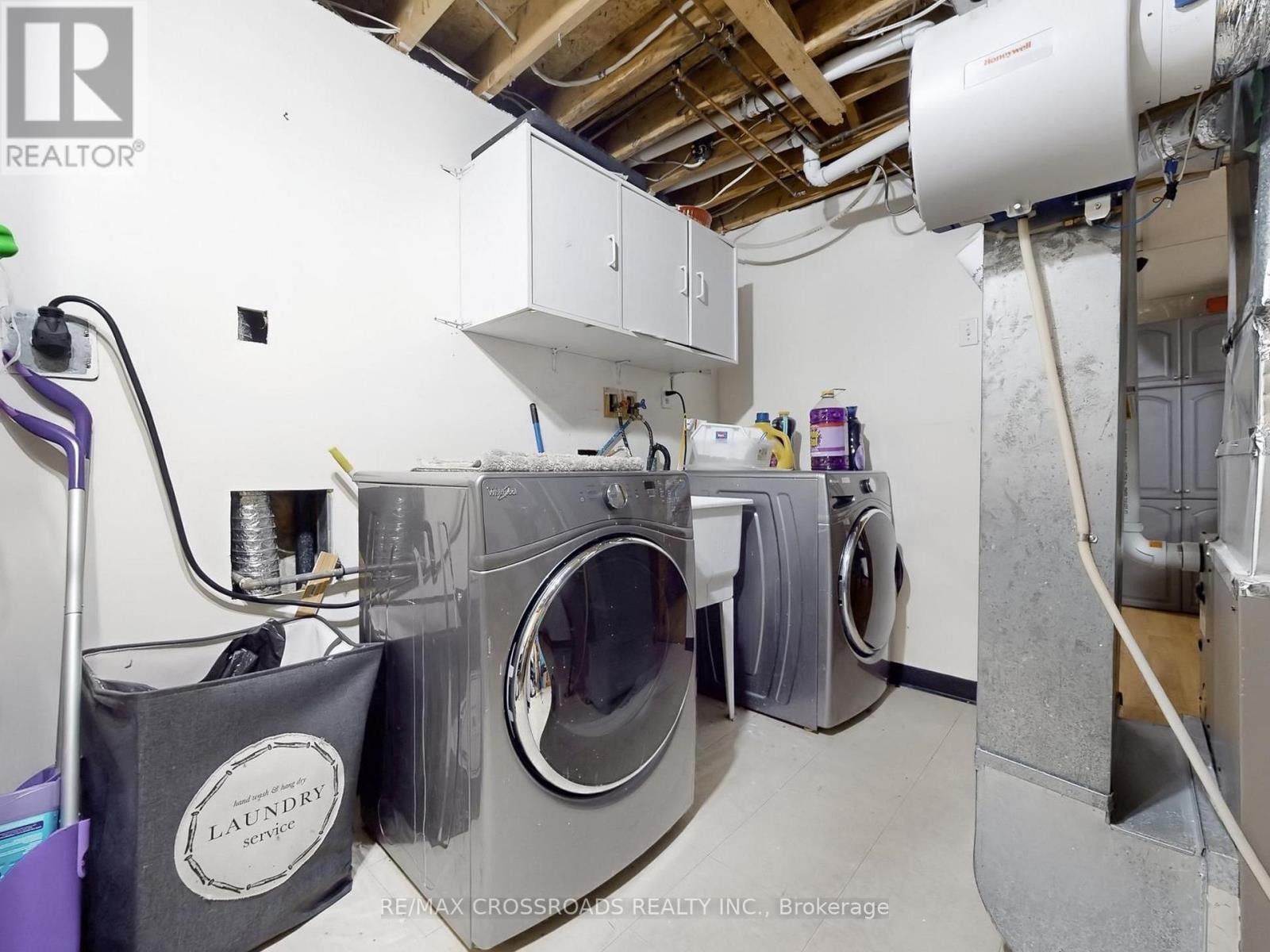64 Sable Crescent, Whitby, ON - Indoor Photo Showing Laundry Room