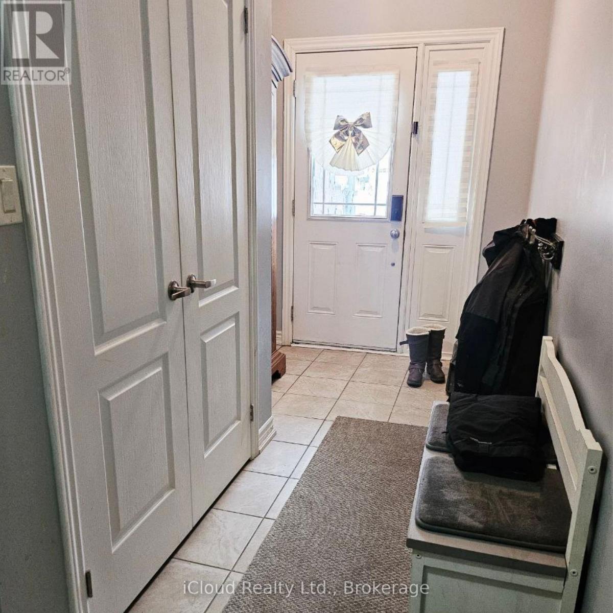 37 Milson Crescent, Essa, ON - Indoor Photo Showing Other Room