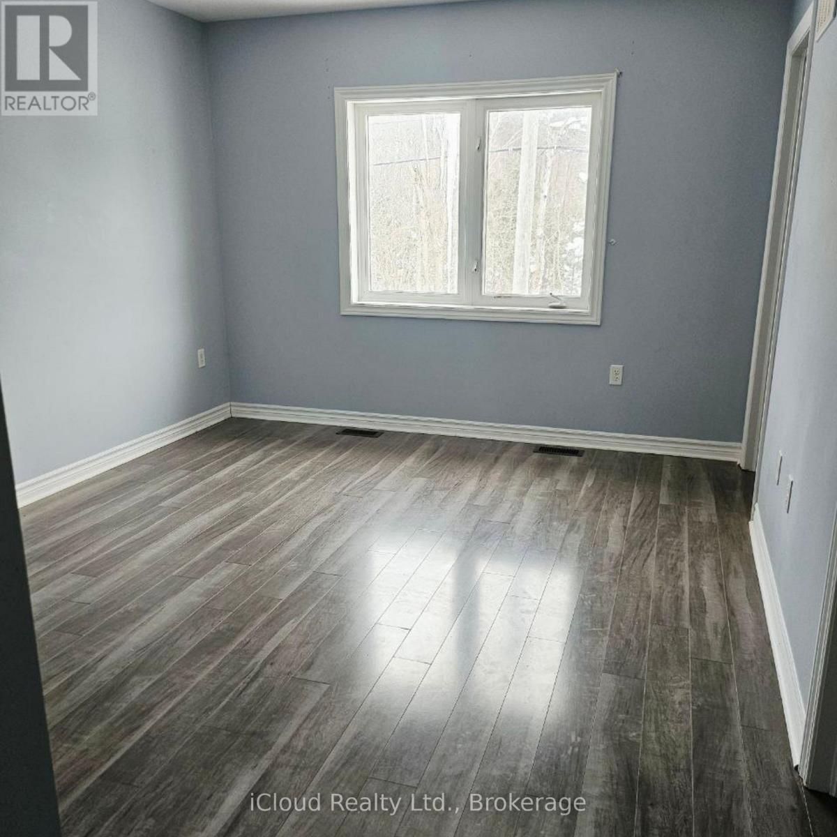 37 Milson Crescent, Essa, ON - Indoor Photo Showing Other Room