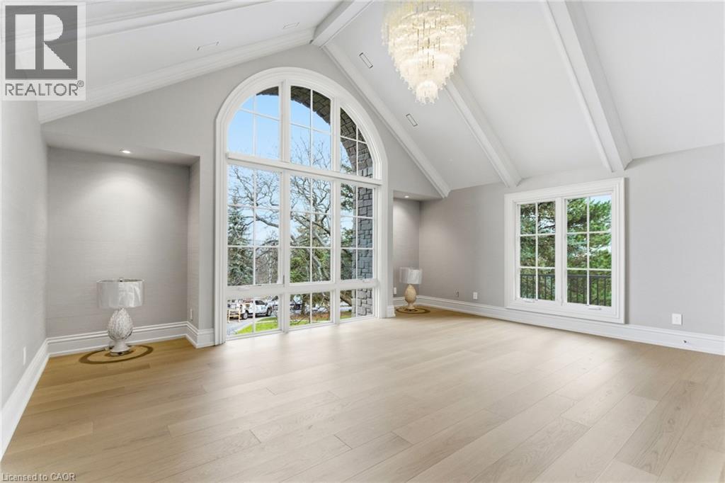 3320 Guelph Line, Burlington, ON - Indoor