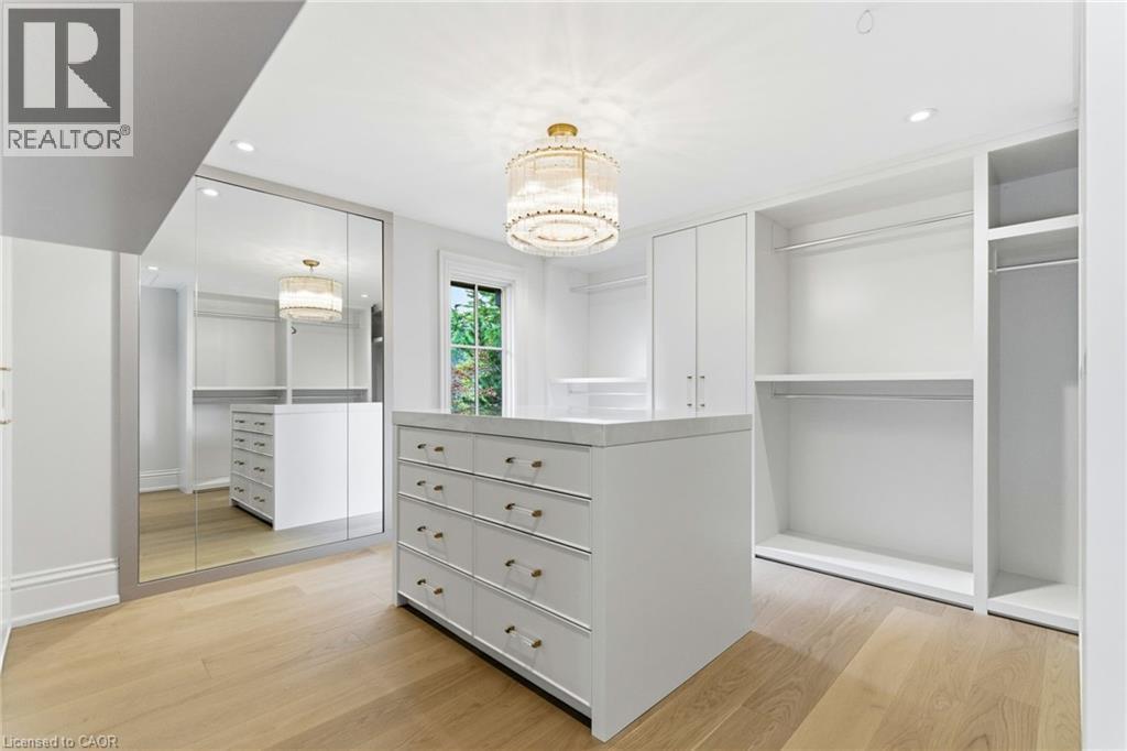 3320 Guelph Line, Burlington, ON - Indoor Photo Showing Other Room
