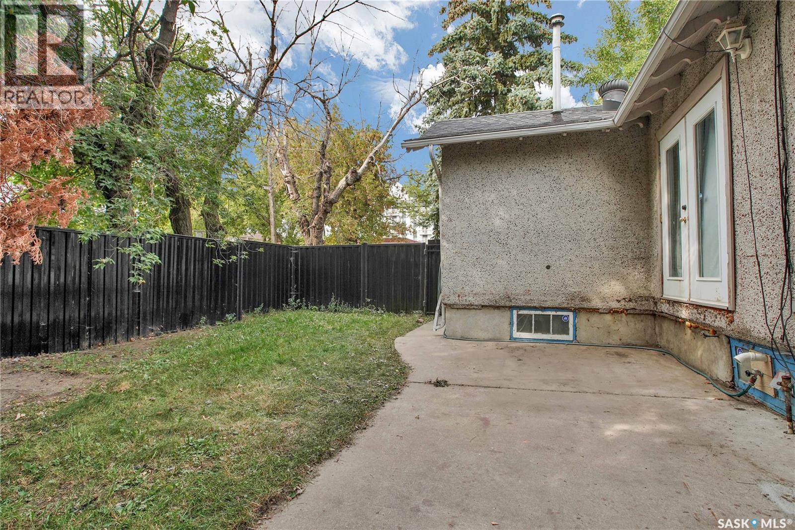 226 N Avenue S, Saskatoon, SK - Outdoor