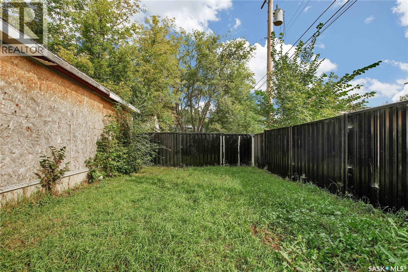 226 N Avenue S, Saskatoon, SK - Outdoor