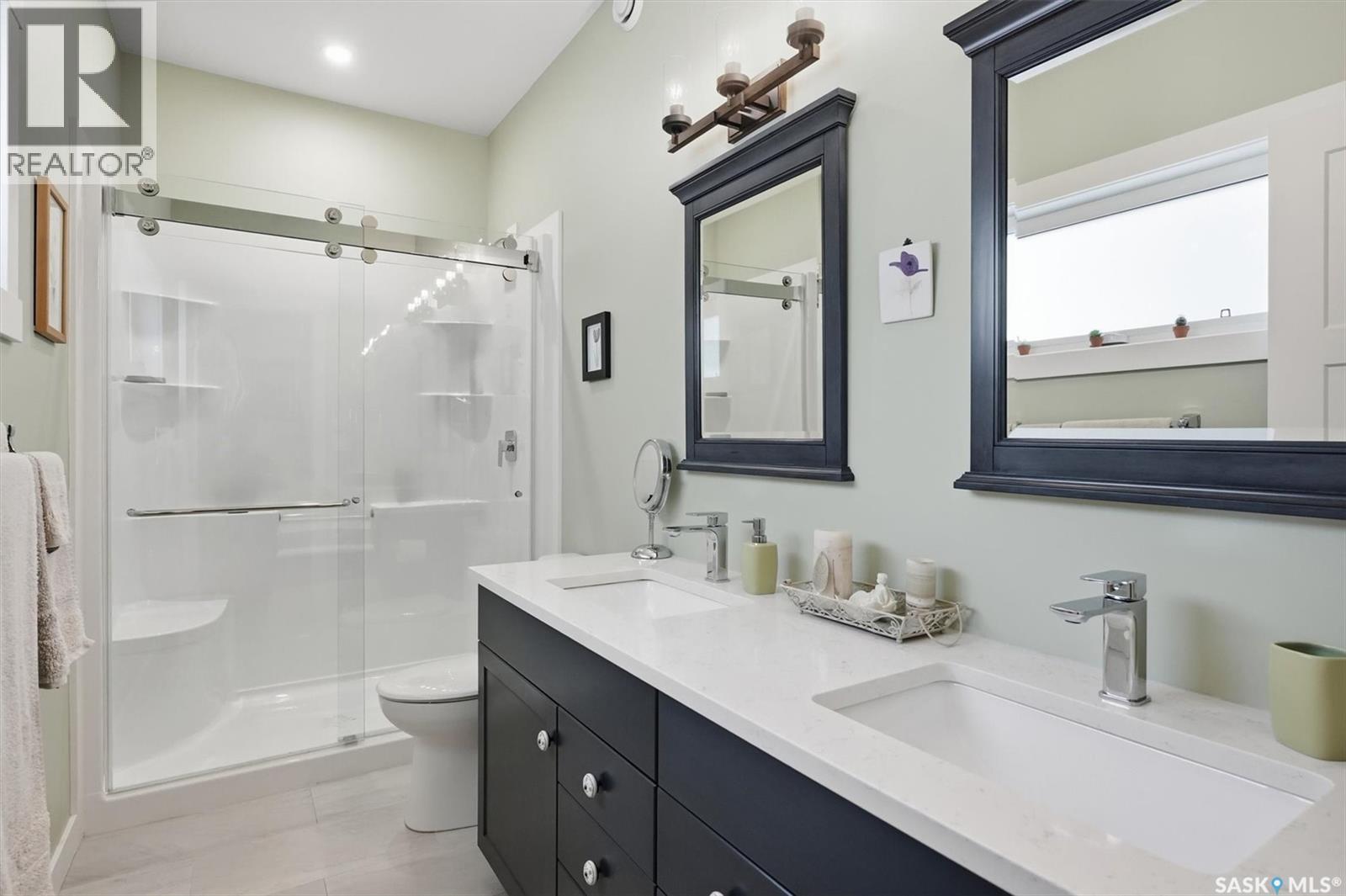 132 Forsey Avenue, Saskatoon, SK - Indoor Photo Showing Bathroom