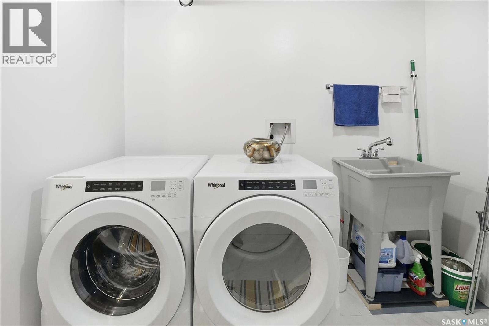 132 Forsey Avenue, Saskatoon, SK - Indoor Photo Showing Laundry Room