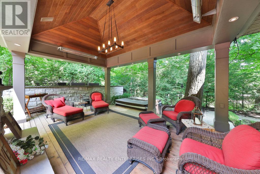 5047 Lakeshore Road, Burlington, ON - Outdoor With Deck Patio Veranda With Exterior